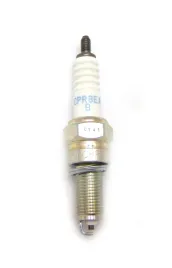 swieca-zaplonowa-ngk-cpr8ea-9-junak-m12-vintage-rx-one-rsx-121-121fl-s125