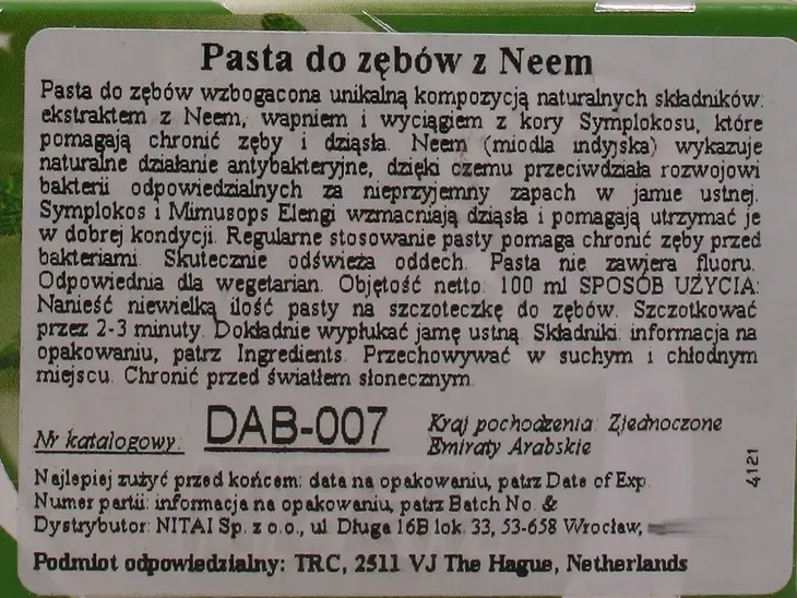 dabur-pasta-do-zebow-z-neem-wyrob-medyczny-nie