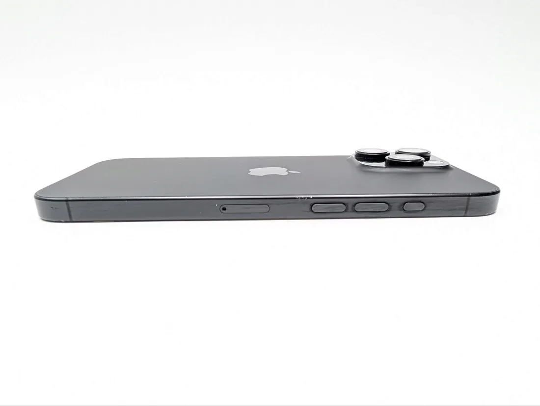 apple-iphone-16-pro-max-256gb-tytan-czarny-model-telefonu-iphone-16-pro-max