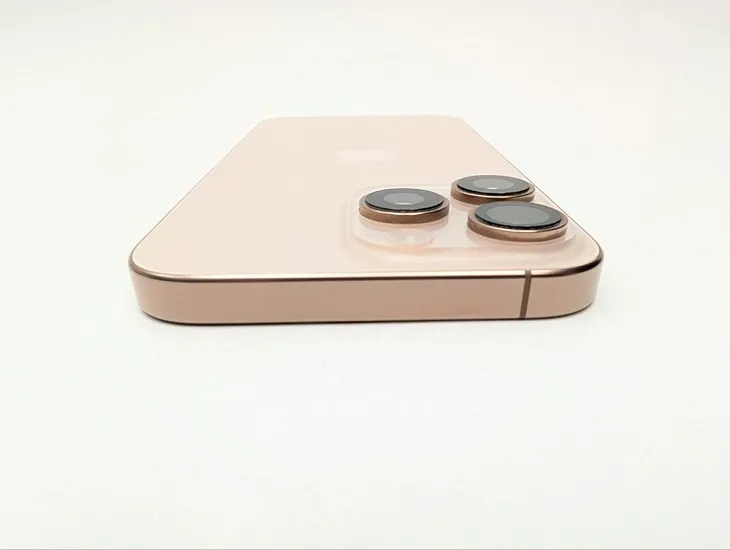 apple-iphone-16-pro-max-256gb-tytan-pustynny-typ-smartfon