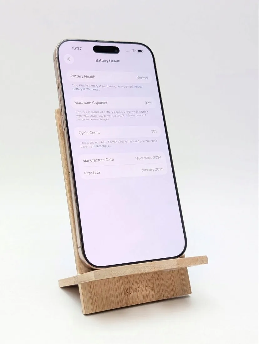 apple-iphone-16-pro-max-256gb-tytan-pustynny