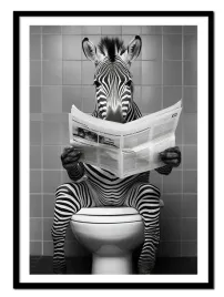 obraz-plakat-w-ramie-do-lazienki-wc-toalety-zebra-na-kiblu-gazeta-p2531-a4