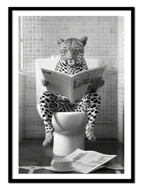 obraz-plakat-w-ramie-do-lazienki-wc-toalety-gepard-na-kiblu-gazeta-p2532-a4