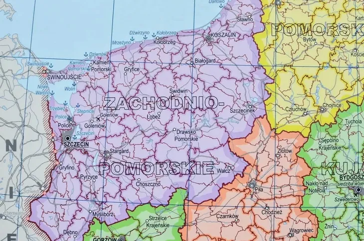 mapa-polski-a2-dwustronna-laminowana-art-map-numer-wydania-1