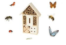 domek-budka-legowa-owady-motyle-robaki-pszczoly-wiszacy-naturalne-drewno-18