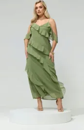 zielona-sukienka-maxi-z-falbanami-i-odkrytymi-ramionami-asos-54-56