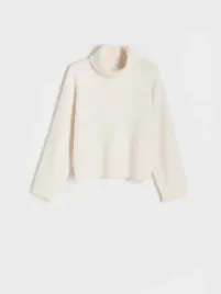 bezowy-sweter-z-golfem-reserved-s