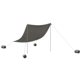 zadaszenie-na-plaze-z-obciaznikami-szare-214x236-cm