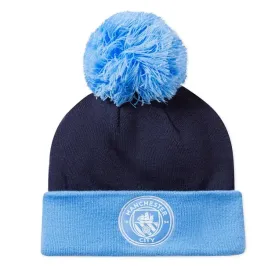 czapka-puma-manchester-city-pom-pom-beanie-025613-03-niebieski-one-size