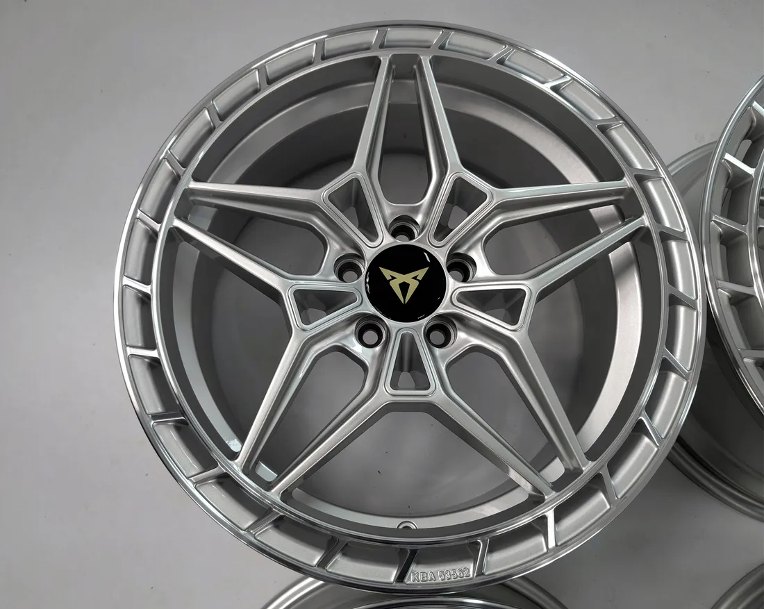 nowe-alufelgi-cupra-19-born-stan-nowy