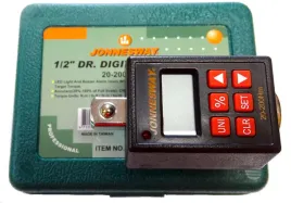 adapter-elektroniczny-dynamometryczny-1-2-20-200nm-jonnesway