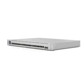 ubiquiti-managed-layer-3-switch-with-usw-enterprise-24-poe