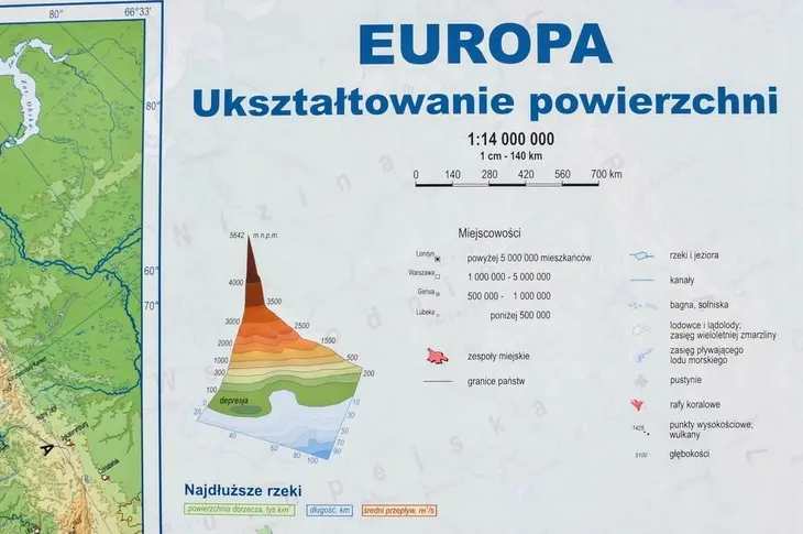 mapa-europy-a2-dwustronna-scienna-art-map-okladka-papierowa