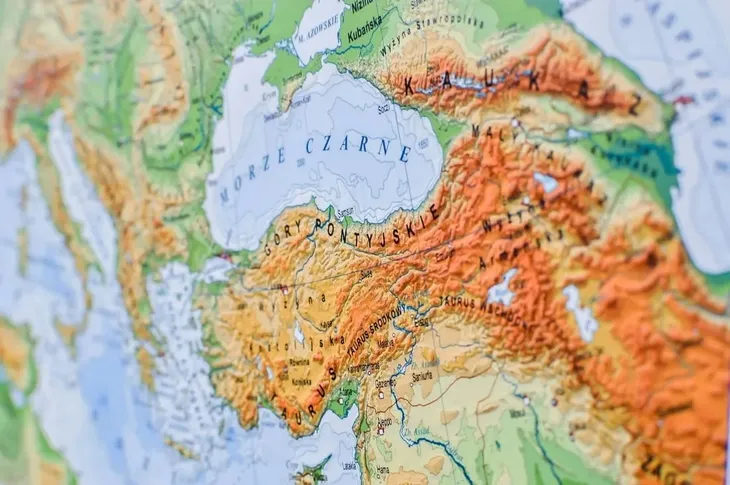 mapa-europy-a2-dwustronna-scienna-art-map-autor-praca-zbiorowa