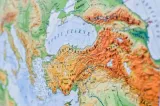 mapa-europy-a2-dwustronna-scienna-art-map-autor-praca-zbiorowa
