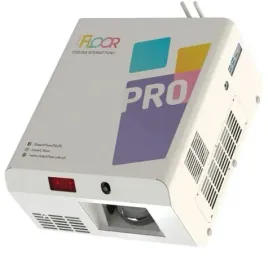 podloga-interaktywna-smartfloor-pro-szkola-podstawowa-uchwyt-scienny