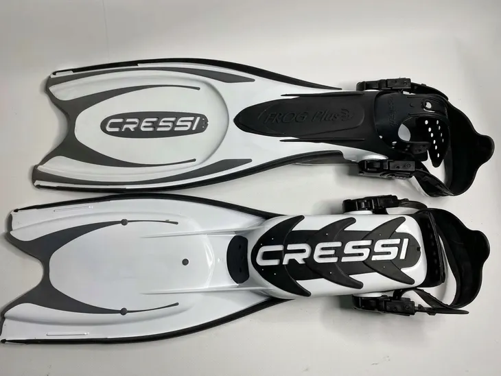 pletwy-cressi-bf205140-35-38-rozmiar-zakresowy-35-38