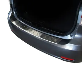 nakladka-na-zderzak-toyota-avensis-iii-mk3-kombi-l