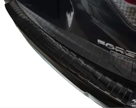 nakladka-na-zderzak-subaru-forester-v-listwa