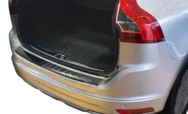 nakladka-na-zderzak-volvo-xc-60-carbon