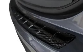 nakladka-na-zderzak-volkswagen-taigo-carbon-listwa