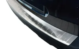 nakladka-na-zderzak-peugeot-5008-ii-listwa