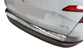 nakladka-na-zderzak-skoda-karoq-crossover-listwa