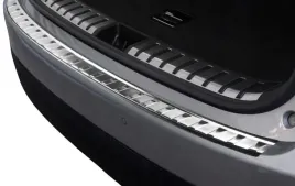 nakladka-na-zderzak-lexus-nx-listwa