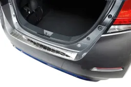 nakladka-na-zderzak-nissan-leaf-ii-2e1-listwa