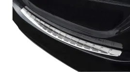 nakladka-na-zderzak-mercedes-c-w205-iv-sedan-listw