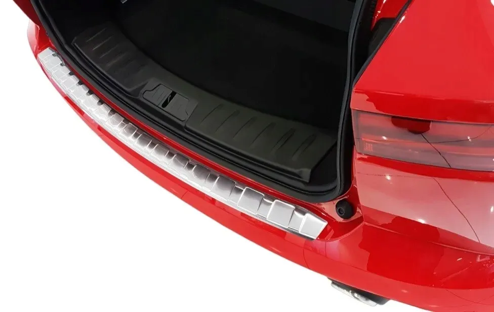 nakladka-na-zderzak-jaguar-e-pace-listwa-stan-nowy