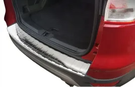 nakladka-na-zderzak-ford-kuga-ii-listwa