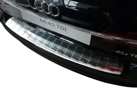 nakladka-na-zderzak-audi-a6-c8-v-avant-listwa