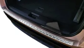 nakladka-na-zderzak-nissan-ariya-listwa