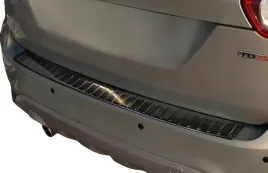 nakladka-na-zderzak-ford-kuga-i-listwa