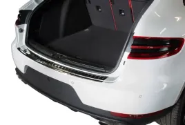 nakladka-na-zderzak-porsche-macan-listwa