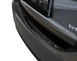 nakladka-na-zderzak-opel-insignia-b-sports-tourer