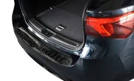 nakladka-na-zderzak-toyota-avensis-iii-fl-kombi-l