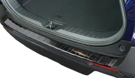 nakladka-na-zderzak-toyota-rav4-v-listwa