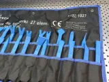 zestaw-sciagaczy-do-tapicerki-27-el-stan-nowy-waga-z-opakowaniem-3-kg