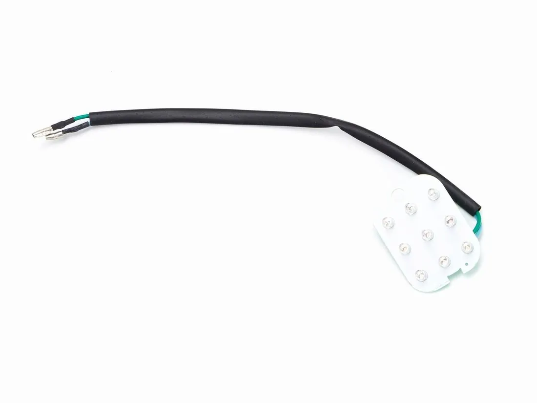 kierunkowskaz-prawy-romet-700-panel-led