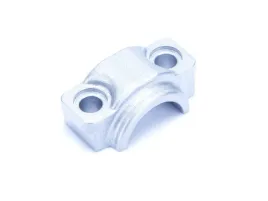 mocowanie-rury-kierownicy-gorne-romet-motors-adv-250