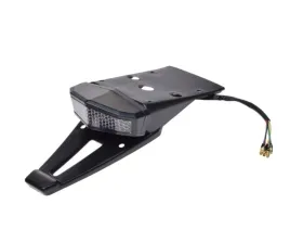 lampa-tylna-z-blotnikiem-led-kierunkowskazy