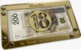 pudelko-na-pieniadze-18-urodziny-fajny-prezent-twoje-ostatnie-800