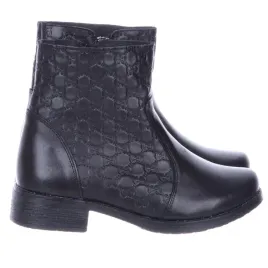 czarne-eleganckie-ocieplane-skorzane-botki-buty-zimowe-damskie-owcza-welna
