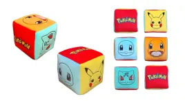 poduszka-dekoracyjna-pokemon-kostka-25x25x25-halantex-pikachu-squirtle