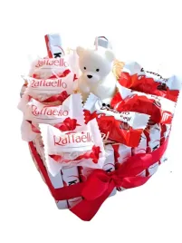 tort-kinder-serce-urodziny-walentynki-raffaello-swieczka-sojowa-box