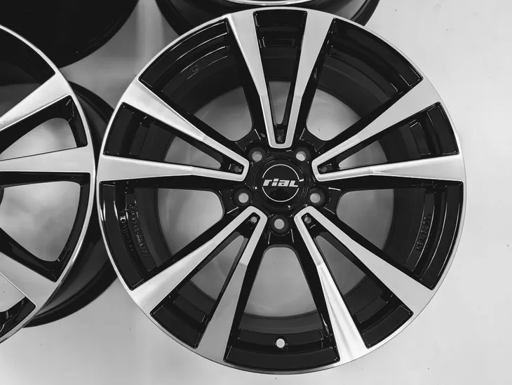 alufelgi-18-do-audi-a7-4g-liczba-felg-w-ofercie-4-szt