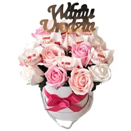 flowerbox-kwiaty-mydlane-prezent-walentynki-dzien-mamy-matki-urodziny