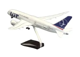 model-samolotu-boeing-737-max-8-lot-kolekcjonerska-replika-20cm-1-200